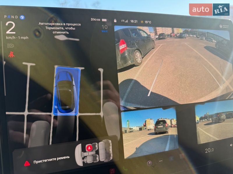 Седан Tesla Model 3 2024 в Киеве