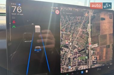 Седан Tesla Model 3 2024 в Киеве