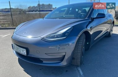 Седан Tesla Model 3 2021 в Києві