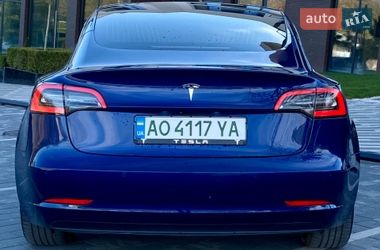 Седан Tesla Model 3 2019 в Ужгороде