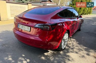 Седан Tesla Model 3 2018 в Львове