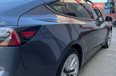 Седан Tesla Model 3 2022 в Луцьку