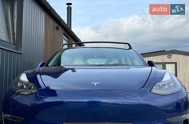 Седан Tesla Model 3 2022 в Киеве