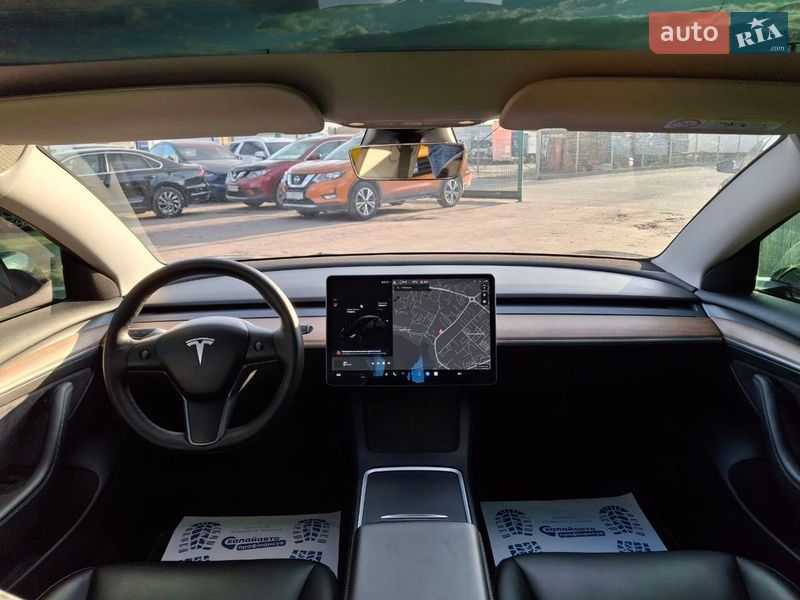 Седан Tesla Model 3 2021 в Львове фото 12 Седан Tesla Model 3 2021 в Львове