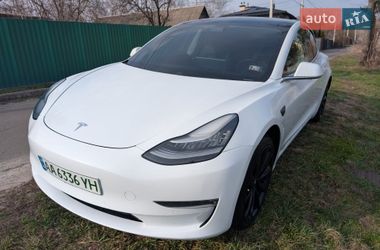 Седан Tesla Model 3 2019 в Киеве фото 5 Седан Tesla Model 3 2019 в Киеве