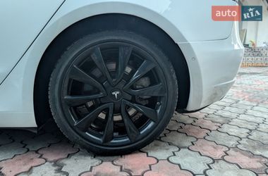 Седан Tesla Model 3 2019 в Киеве фото 16 Седан Tesla Model 3 2019 в Киеве