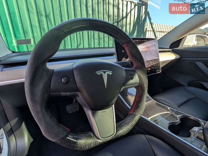 Седан Tesla Model 3 2019 в Киеве фото 23 Седан Tesla Model 3 2019 в Киеве