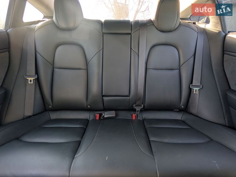 Седан Tesla Model 3 2019 в Киеве фото 32 Седан Tesla Model 3 2019 в Киеве