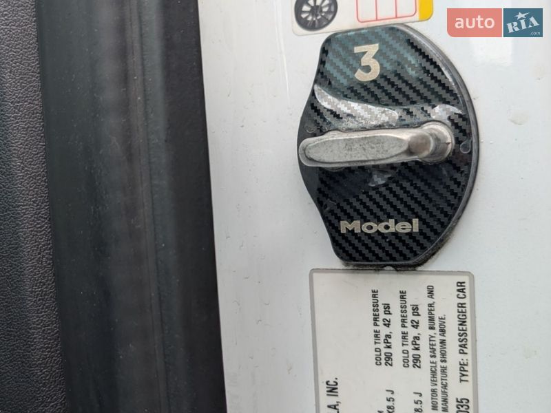 Седан Tesla Model 3 2019 в Киеве фото 34 Седан Tesla Model 3 2019 в Киеве