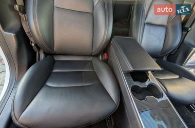 Седан Tesla Model 3 2019 в Киеве фото 37 Седан Tesla Model 3 2019 в Киеве