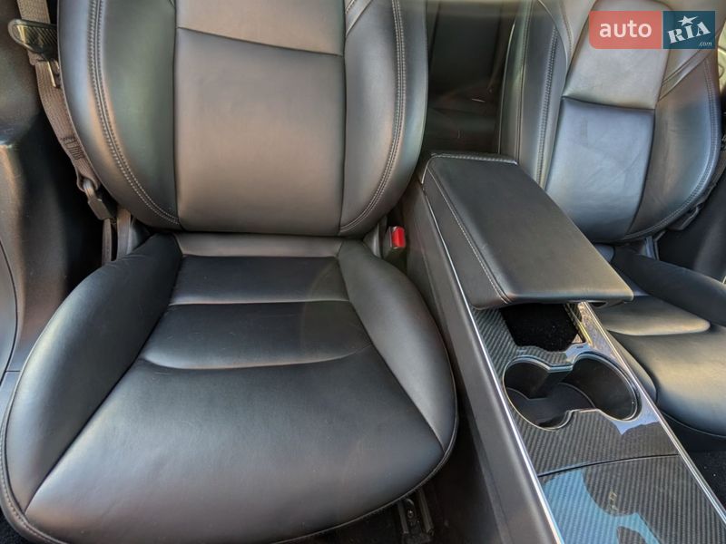 Седан Tesla Model 3 2019 в Киеве фото 37 Седан Tesla Model 3 2019 в Киеве