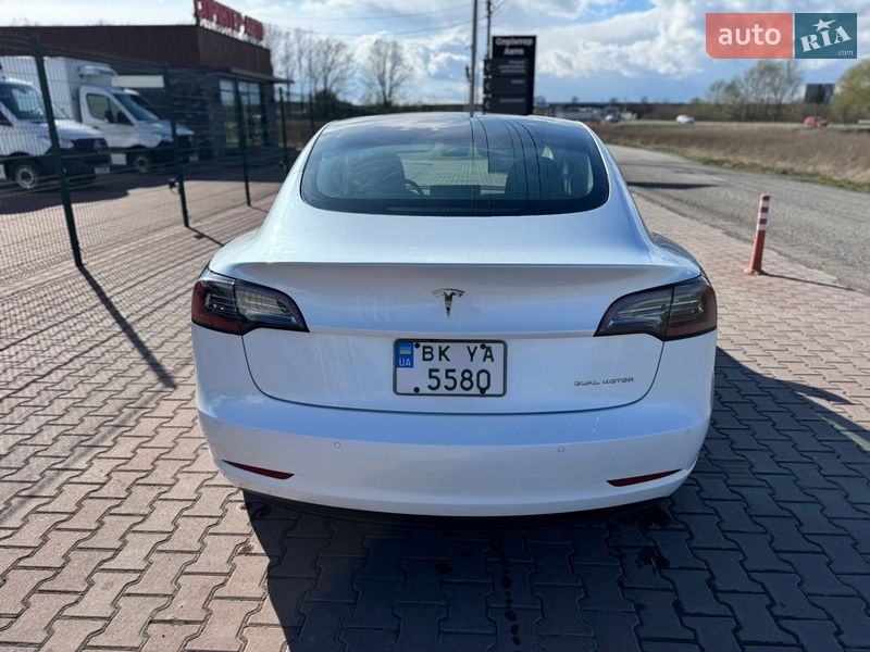 Седан Tesla Model 3 2022 в Рівному фото 9 Седан Tesla Model 3 2022 в Рівному