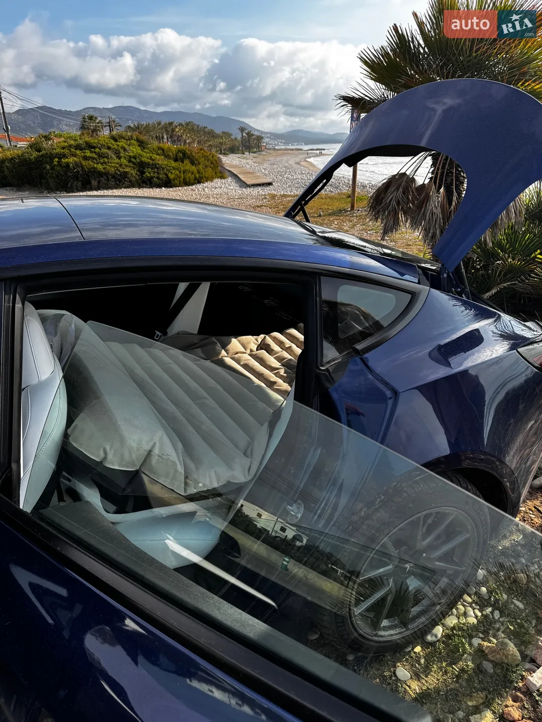 2022 Tesla Model 3 - мініатюра 13