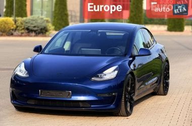 Седан Tesla Model 3 2019 в Житомирі