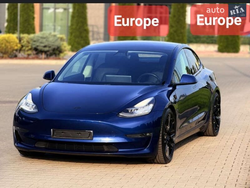 Седан Tesla Model 3 2019 в Житомирі