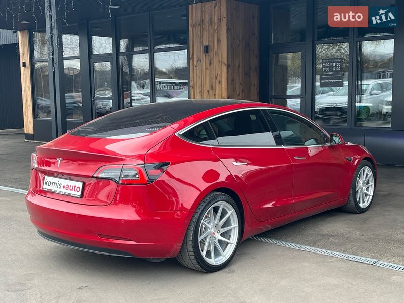 Седан Tesla Model 3 2018 в Вінниці фото 22 Седан Tesla Model 3 2018 в Вінниці