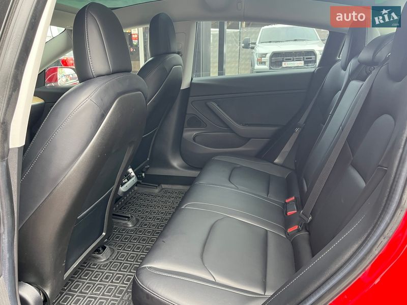 Седан Tesla Model 3 2018 в Вінниці фото 31 Седан Tesla Model 3 2018 в Вінниці