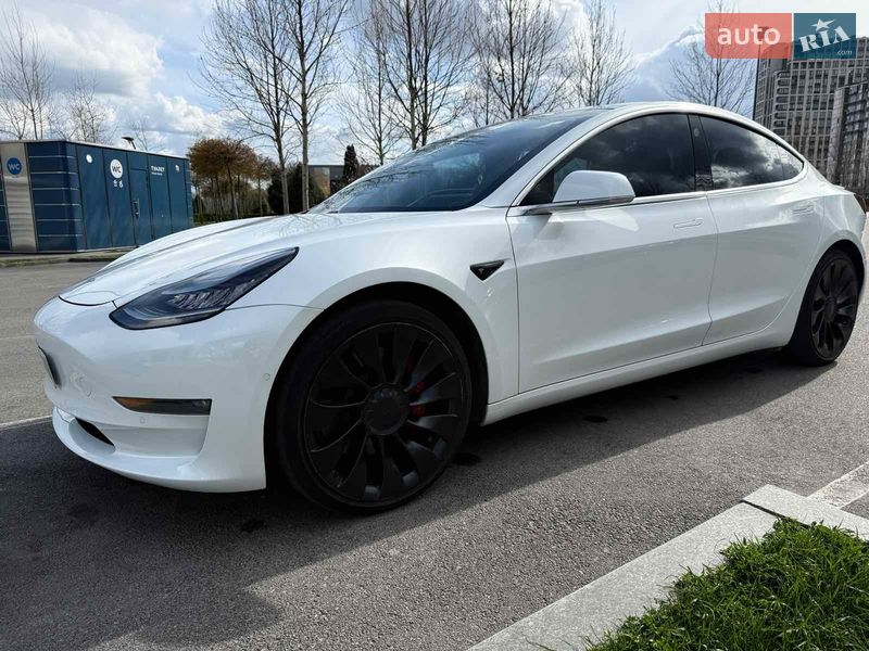 Седан Tesla Model 3 2019 в Днепре
