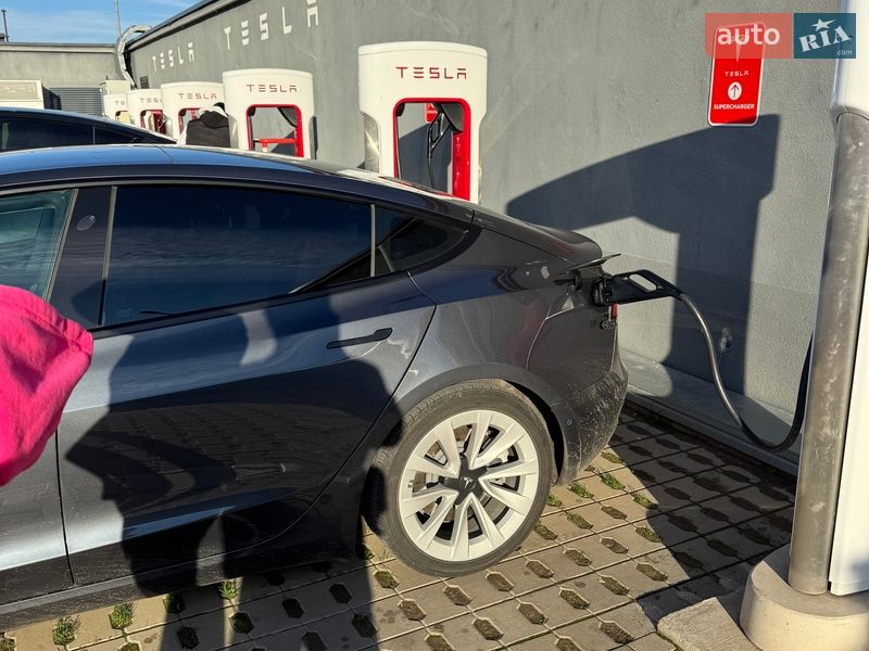 Седан Tesla Model 3 2022 в Кропивницькому фото 8 Седан Tesla Model 3 2022 в Кропивницькому