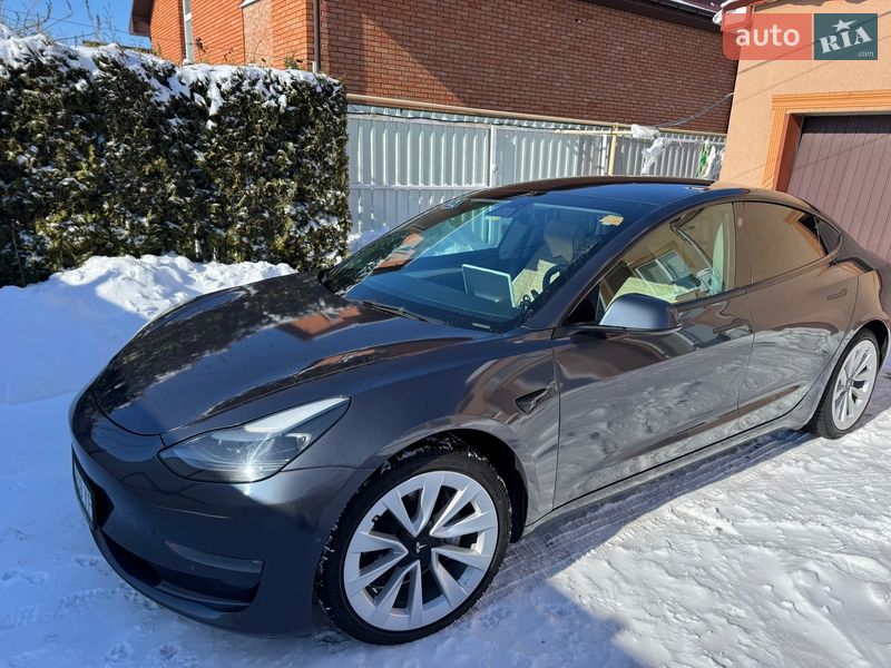 Седан Tesla Model 3 2022 в Кропивницькому фото 14 Седан Tesla Model 3 2022 в Кропивницькому