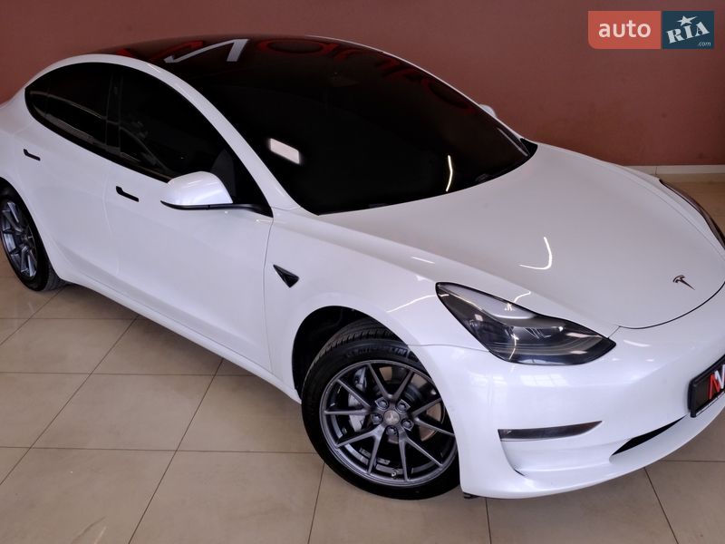 Седан Tesla Model 3 2021 в Одесі фото 6 Седан Tesla Model 3 2021 в Одесі