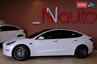 Седан Tesla Model 3 2021 в Одессе