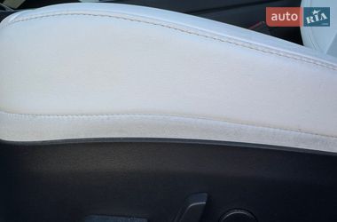 Седан Tesla Model 3 2019 в Одессе