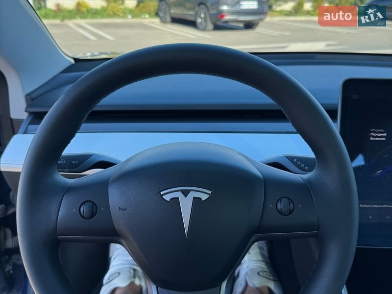 Седан Tesla Model 3 2019 в Одессе