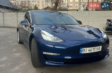 Седан Tesla Model 3 2018 в Ірпені