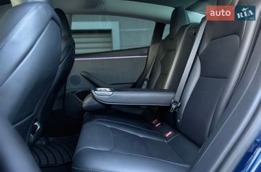 Седан Tesla Model 3 2024 в Киеве