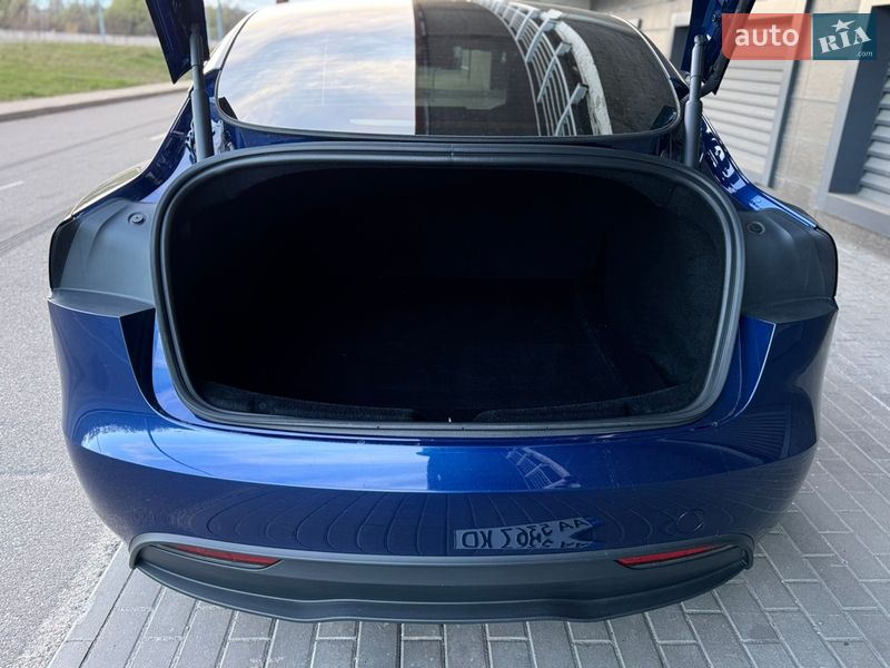 Седан Tesla Model 3 2024 в Києві фото 19 Седан Tesla Model 3 2024 в Києві