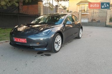 Седан Tesla Model 3 2021 в Луцьку