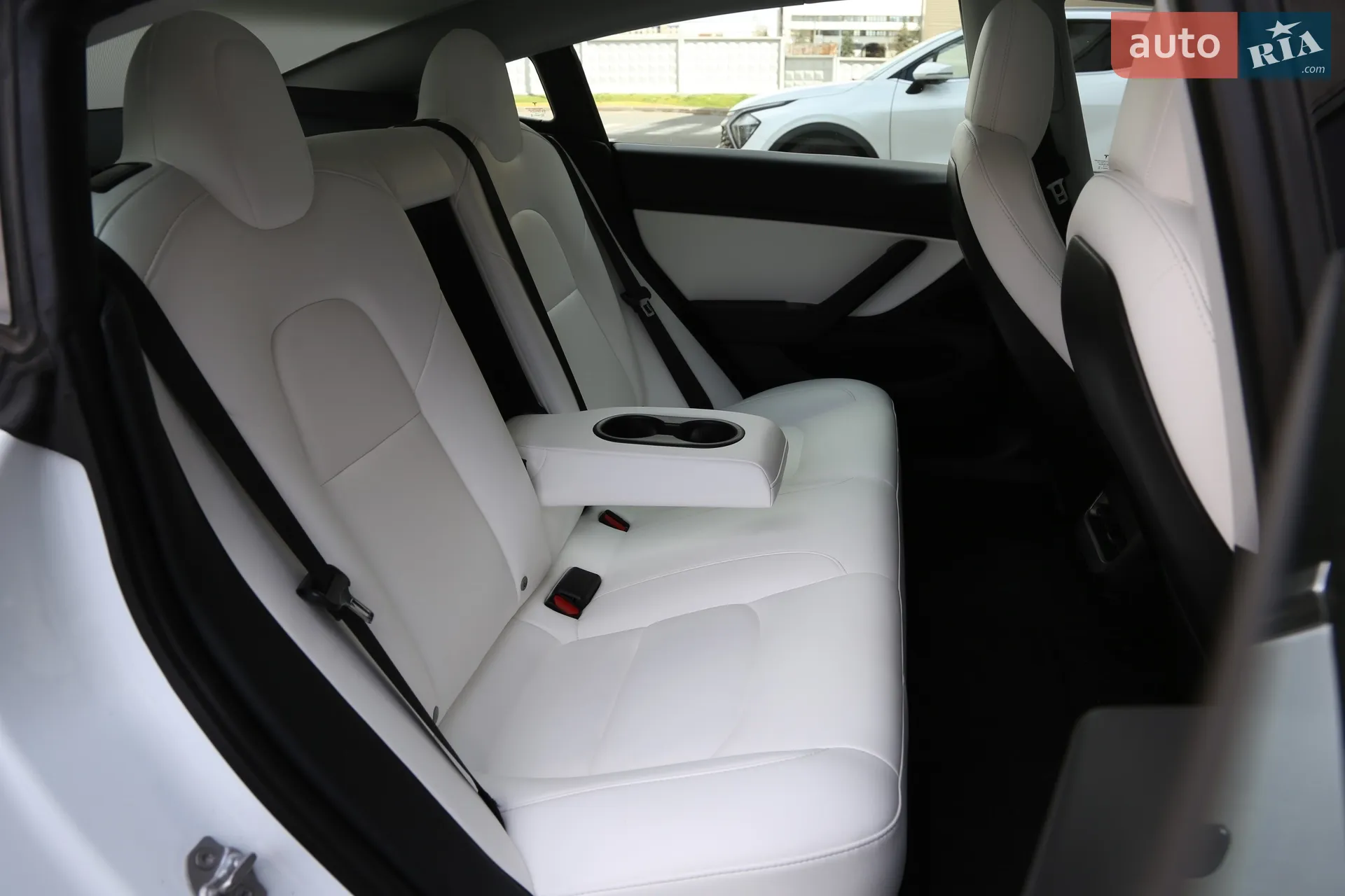2020 Tesla Model 3 - мініатюра 11