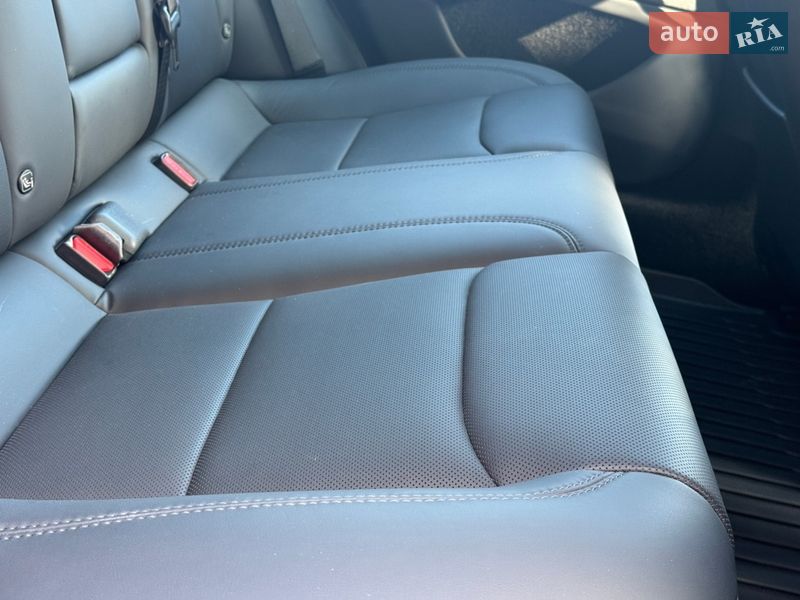 Седан Tesla Model 3 2024 в Стрые