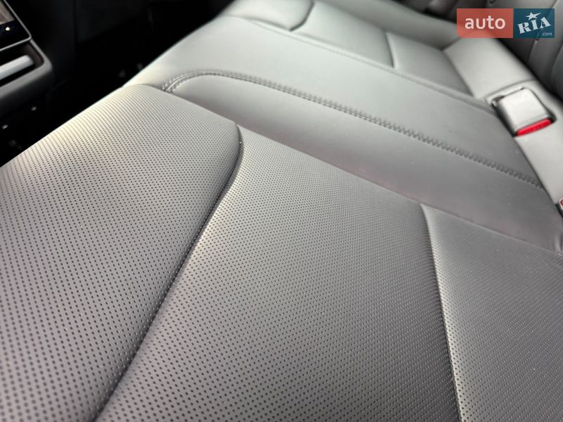 Седан Tesla Model 3 2024 в Стрые