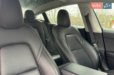 Седан Tesla Model 3 2022 в Ивано-Франковске