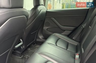 Седан Tesla Model 3 2022 в Ивано-Франковске