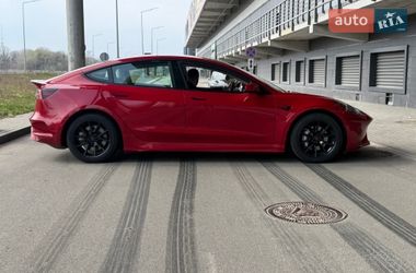 Седан Tesla Model 3 2021 в Киеве