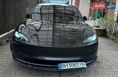 Седан Tesla Model 3 2024 в Черноморске
