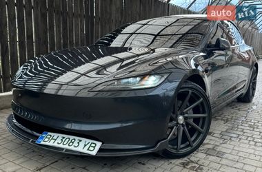 Седан Tesla Model 3 2024 в Черноморске