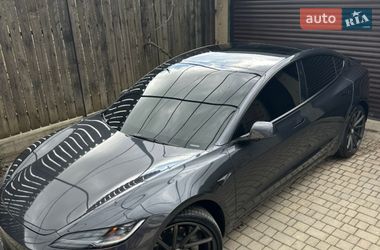 Седан Tesla Model 3 2024 в Черноморске