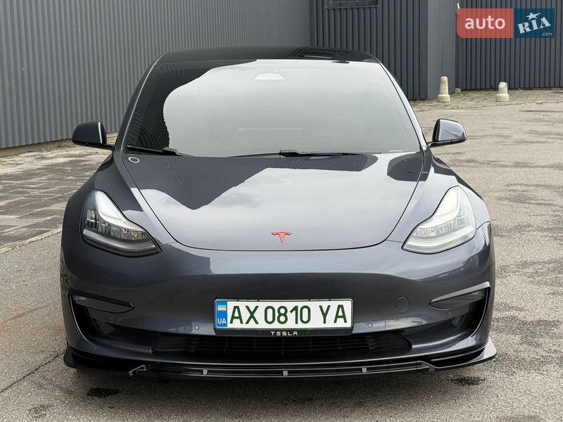 Седан Tesla Model 3 2019 в Харькове