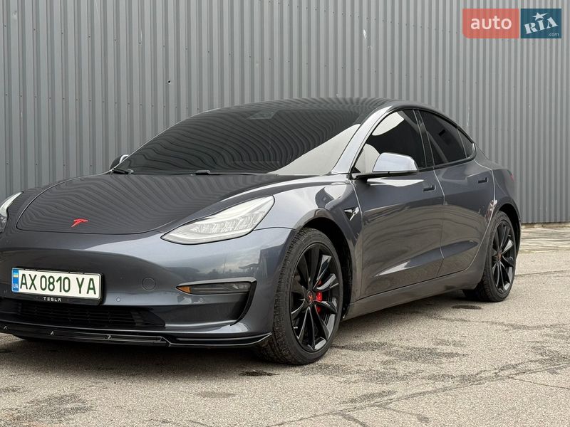 Седан Tesla Model 3 2019 в Харькове
