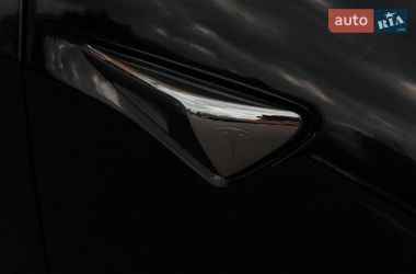 Седан Tesla Model 3 2020 в Одессе