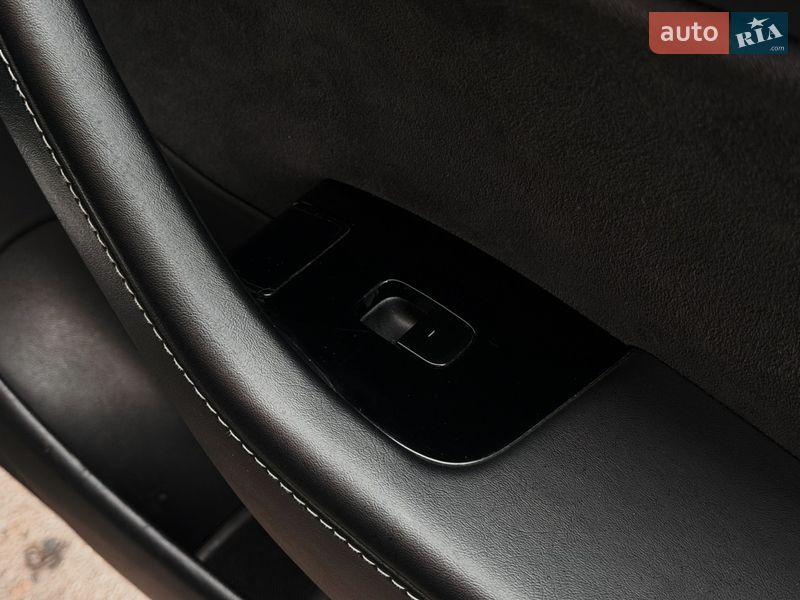 Седан Tesla Model 3 2020 в Одессе