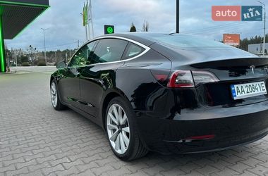 Седан Tesla Model 3 2020 в Киеве