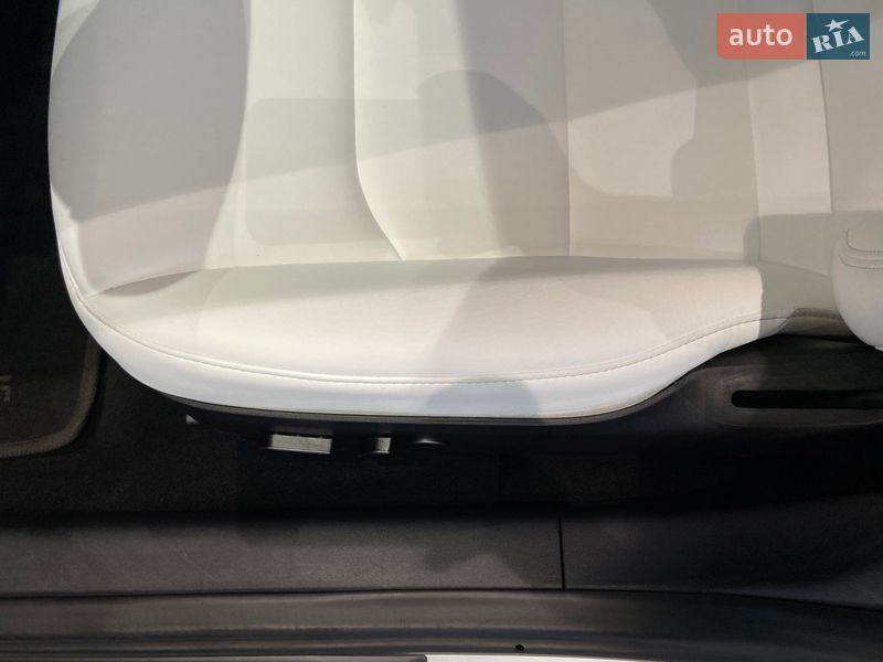 Седан Tesla Model 3 2022 в Вінниці фото 16 Седан Tesla Model 3 2022 в Вінниці