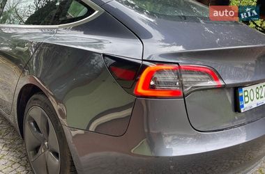 Седан Tesla Model 3 2020 в Тернополе