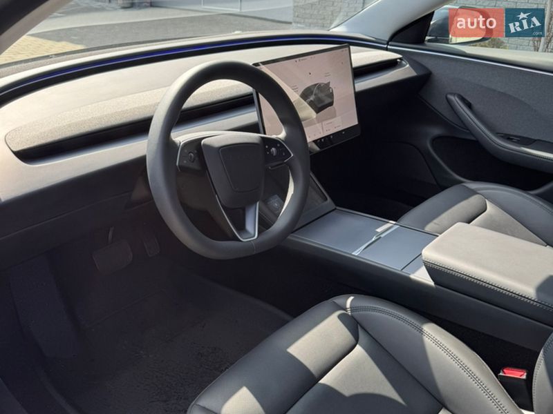 Седан Tesla Model 3 2024 в Костопілі фото 18 Седан Tesla Model 3 2024 в Костопілі