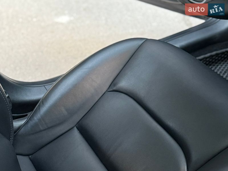 Седан Tesla Model 3 2023 в Львове